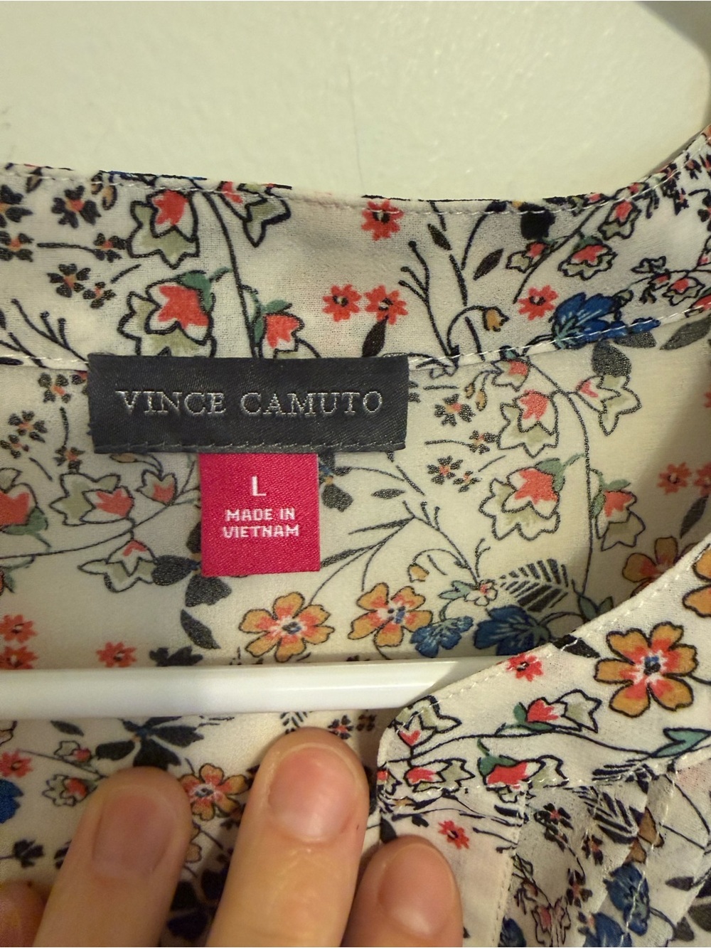 2/$30 Vince Camuto Floral Ruffle Sleeve Blouse Size Large Boho Peasant Top - Picture 6 of 8